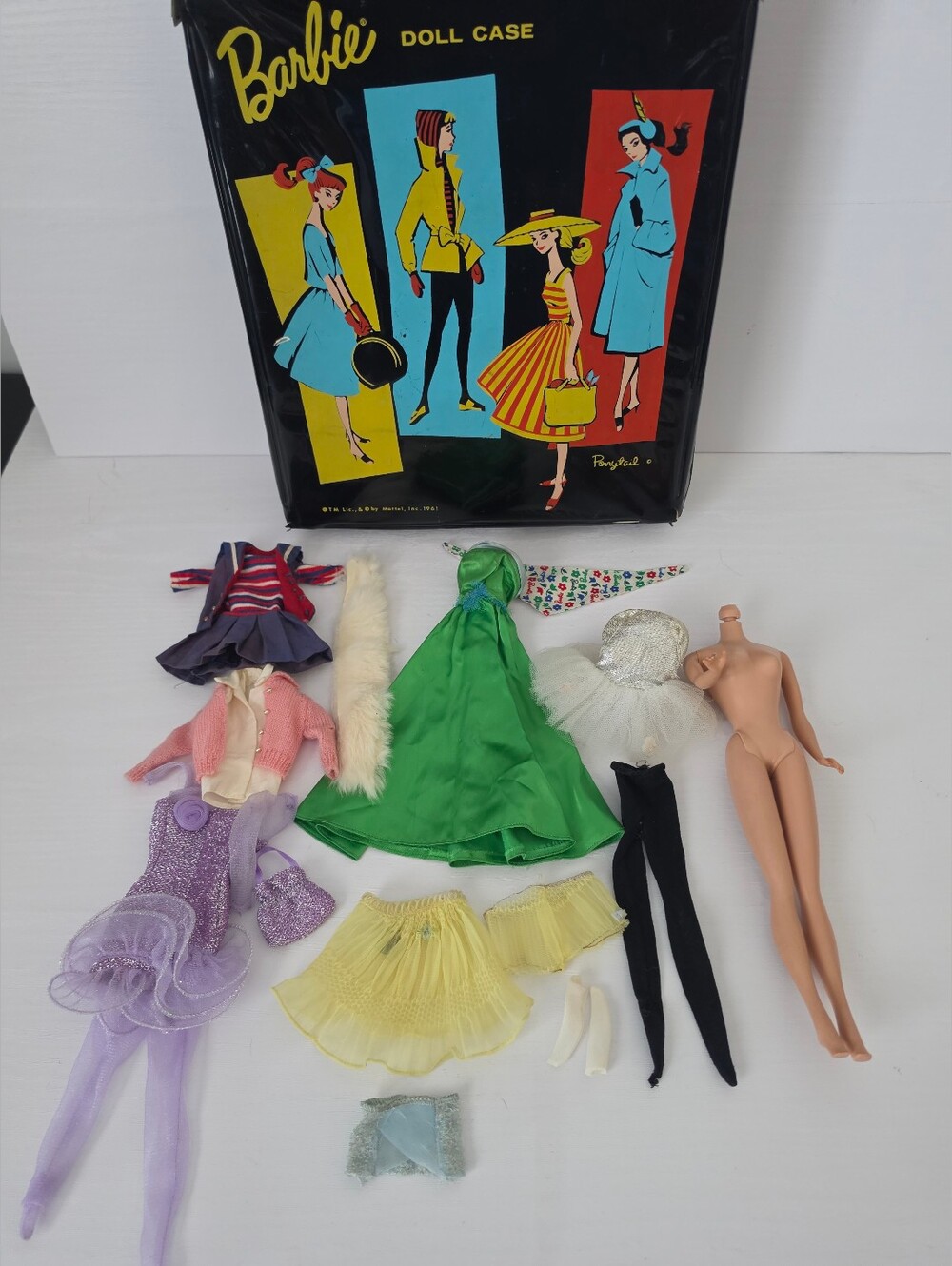 VINTAGE 1961 BARBIE PONYTAIL BLACK DOLL CASE/BUBBLE CUT BODY ONLY